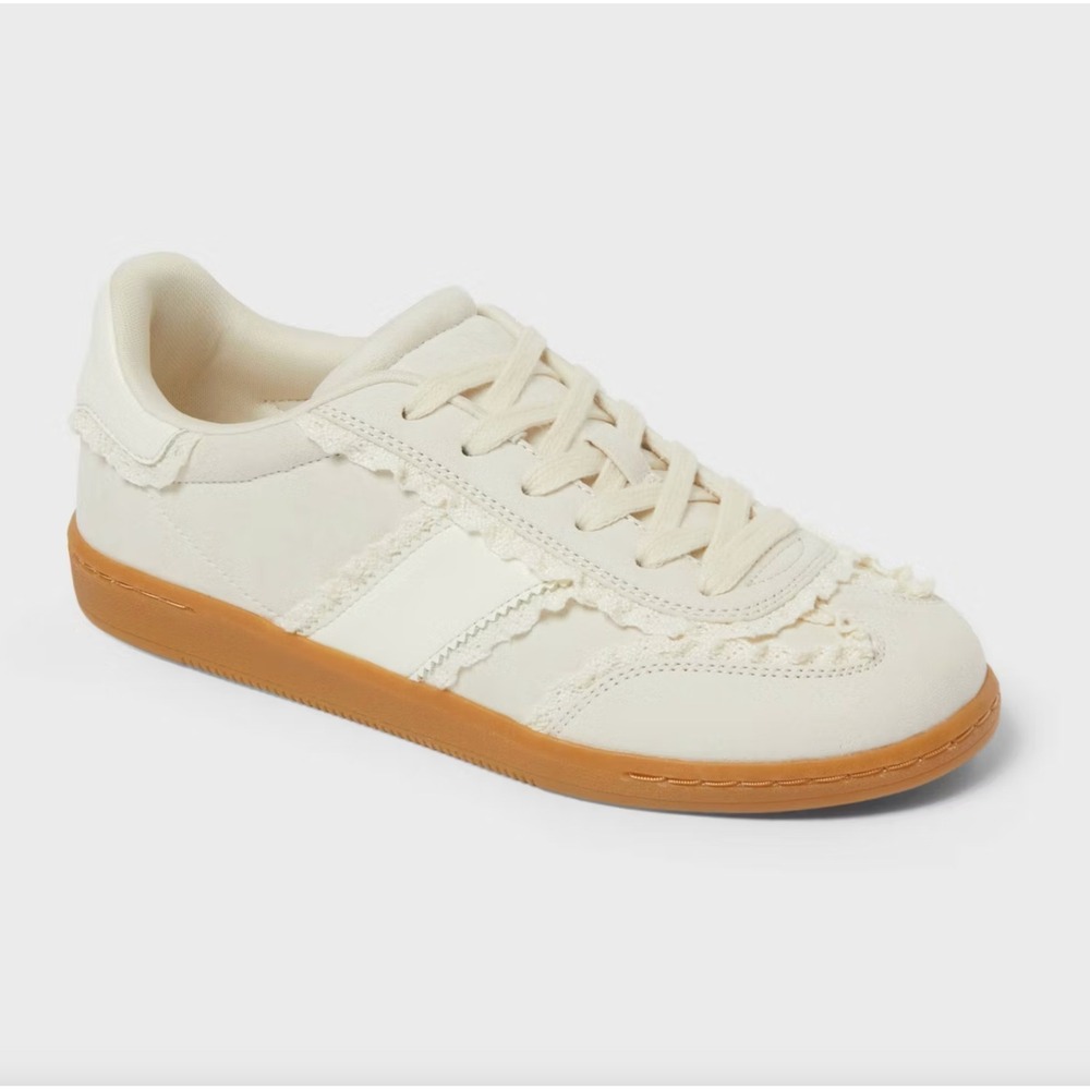 Cream Low Top Lace Up Sneakers Universal Thread Spencer Women's Size 6.5 NWT